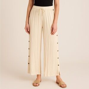 NWT Salty Lemon Gauzy Side Button Beach Pants - Oyster